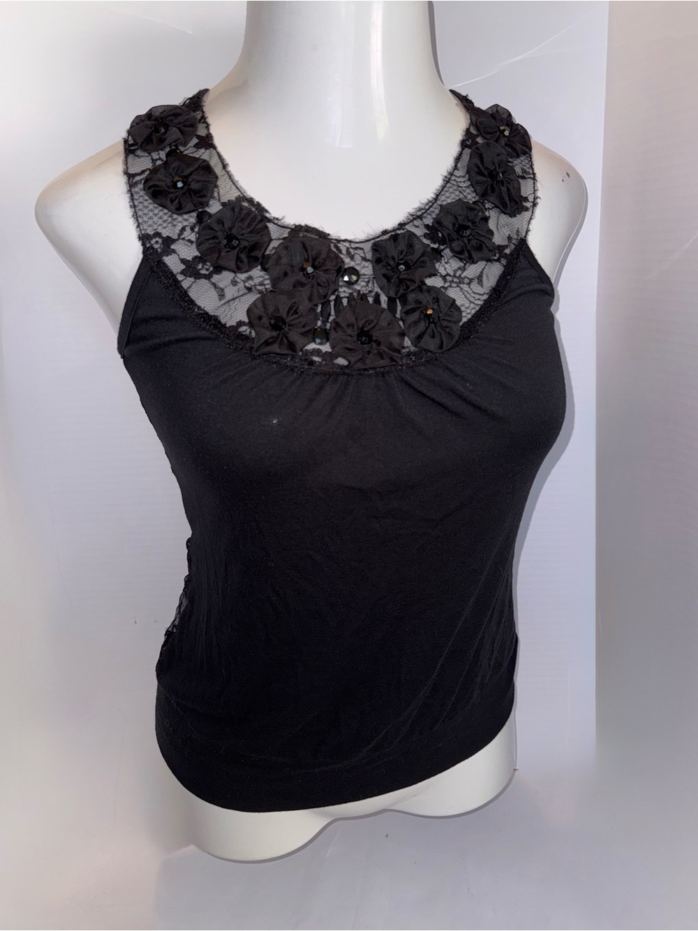 Lipstick Boutique Black Lace Yoke Floral Appliqué Tank Y2K authentic